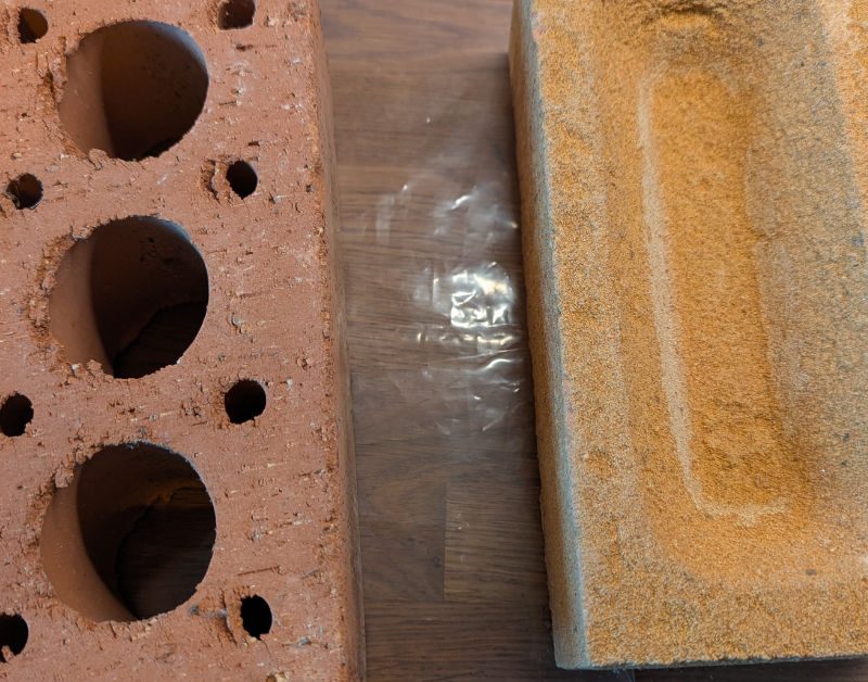 Header for wrapping bricks