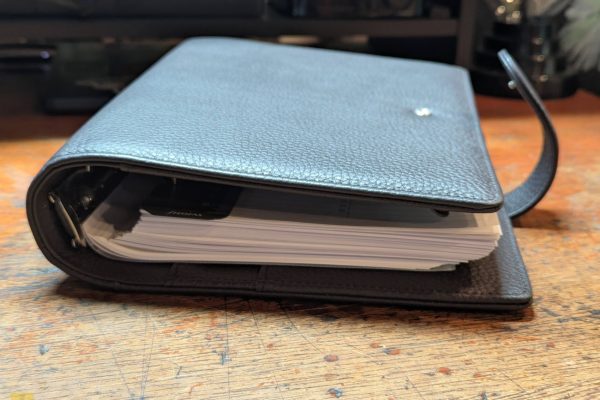 Nice sized Norfolk A5 Filofax.