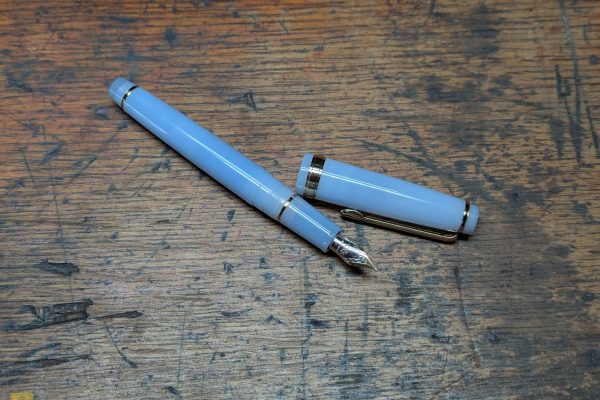 Jinhao fountain pen with a fin nib.